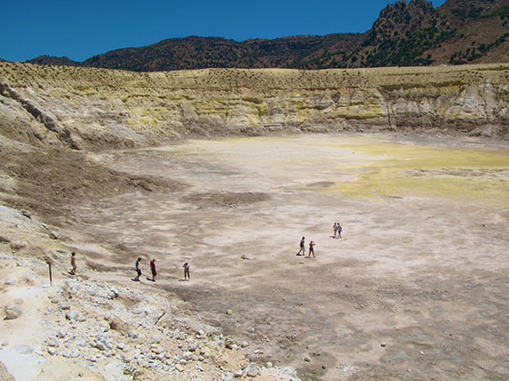  The main crater where most people hike down to